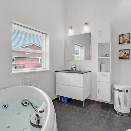 Tatil Evi Nice Home In Nordborg With Sauna